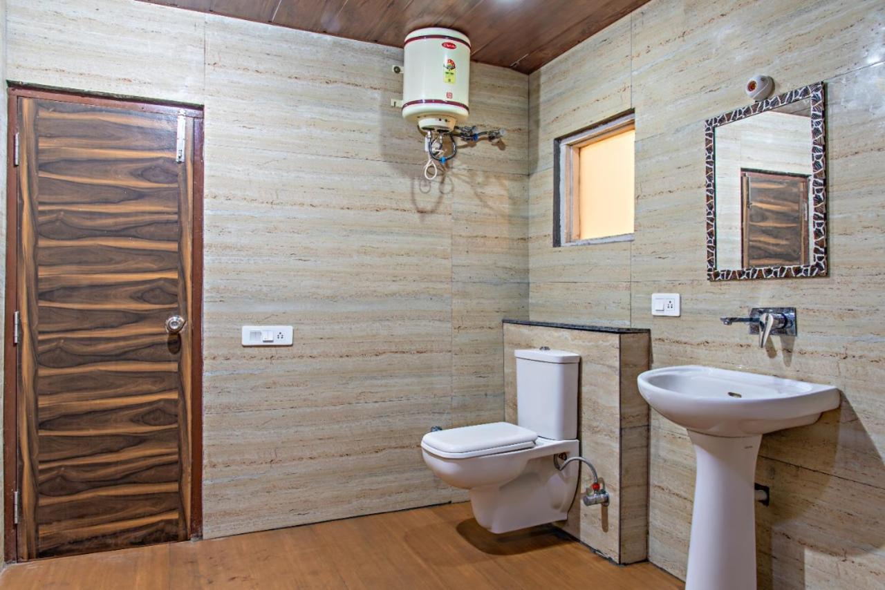 Himalyan Basera I Pvt Balcony I Serviced Apt I By Exotic Stays Kasauli Esterno foto